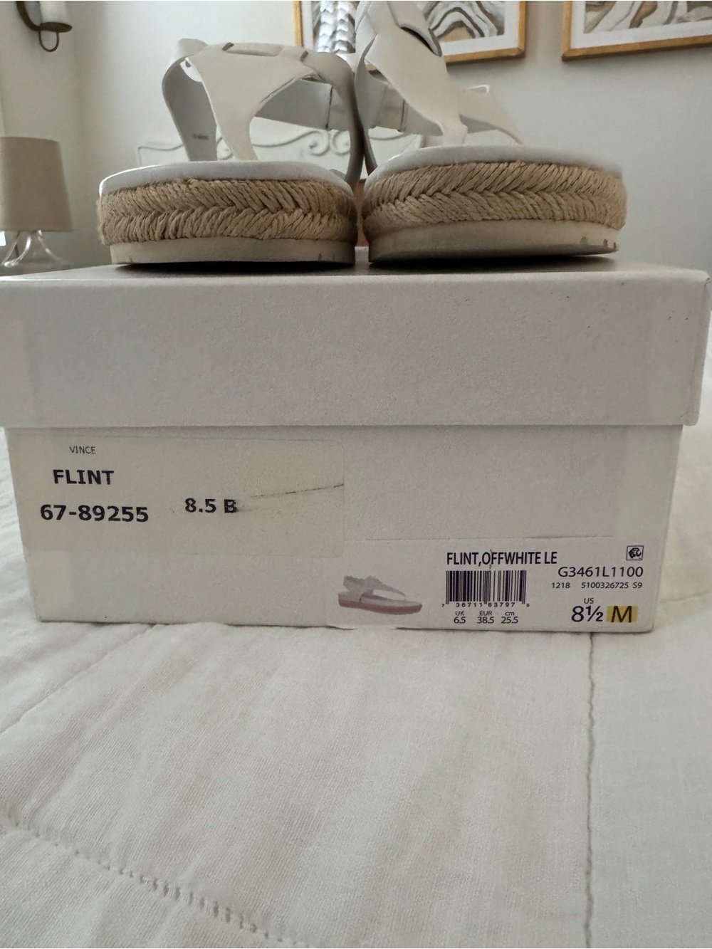Vince Flint Creamy White Espadrille Thong Sandals NWT 8.5 - Picture 6 of 6